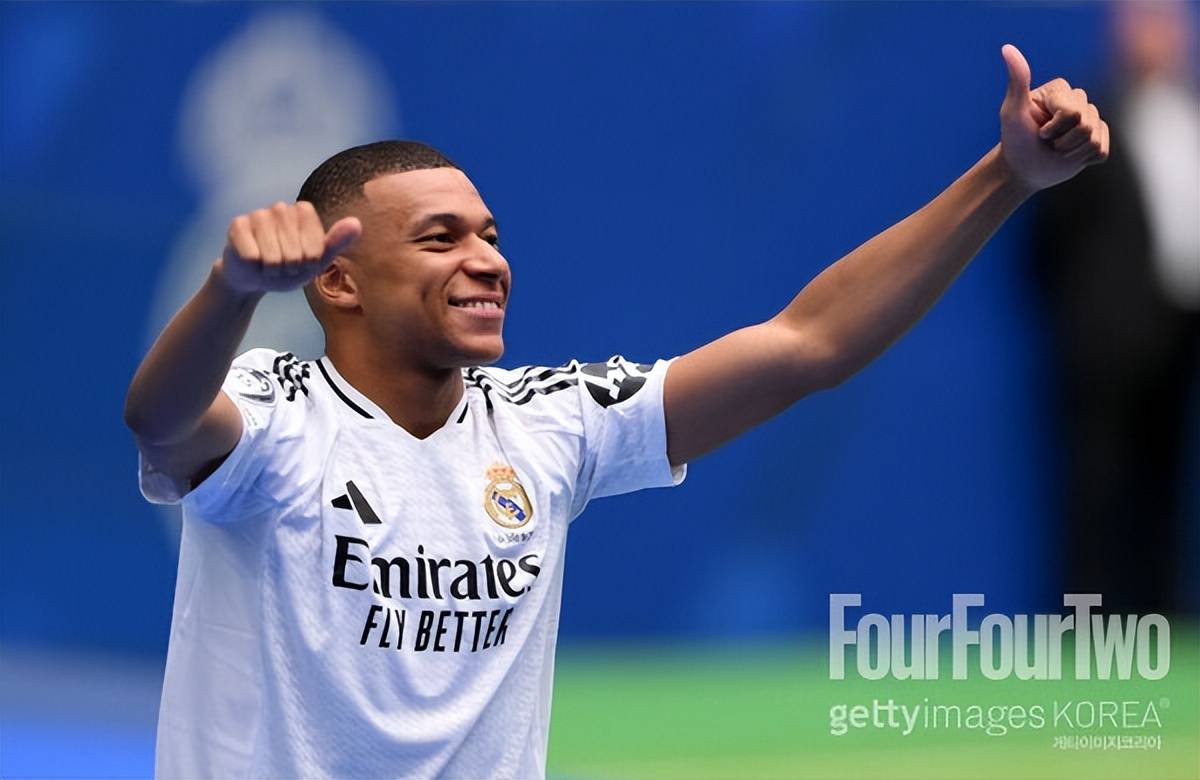 姆巴佩现在在哪个俱乐部几号(姆巴佩现在在哪个队伍)