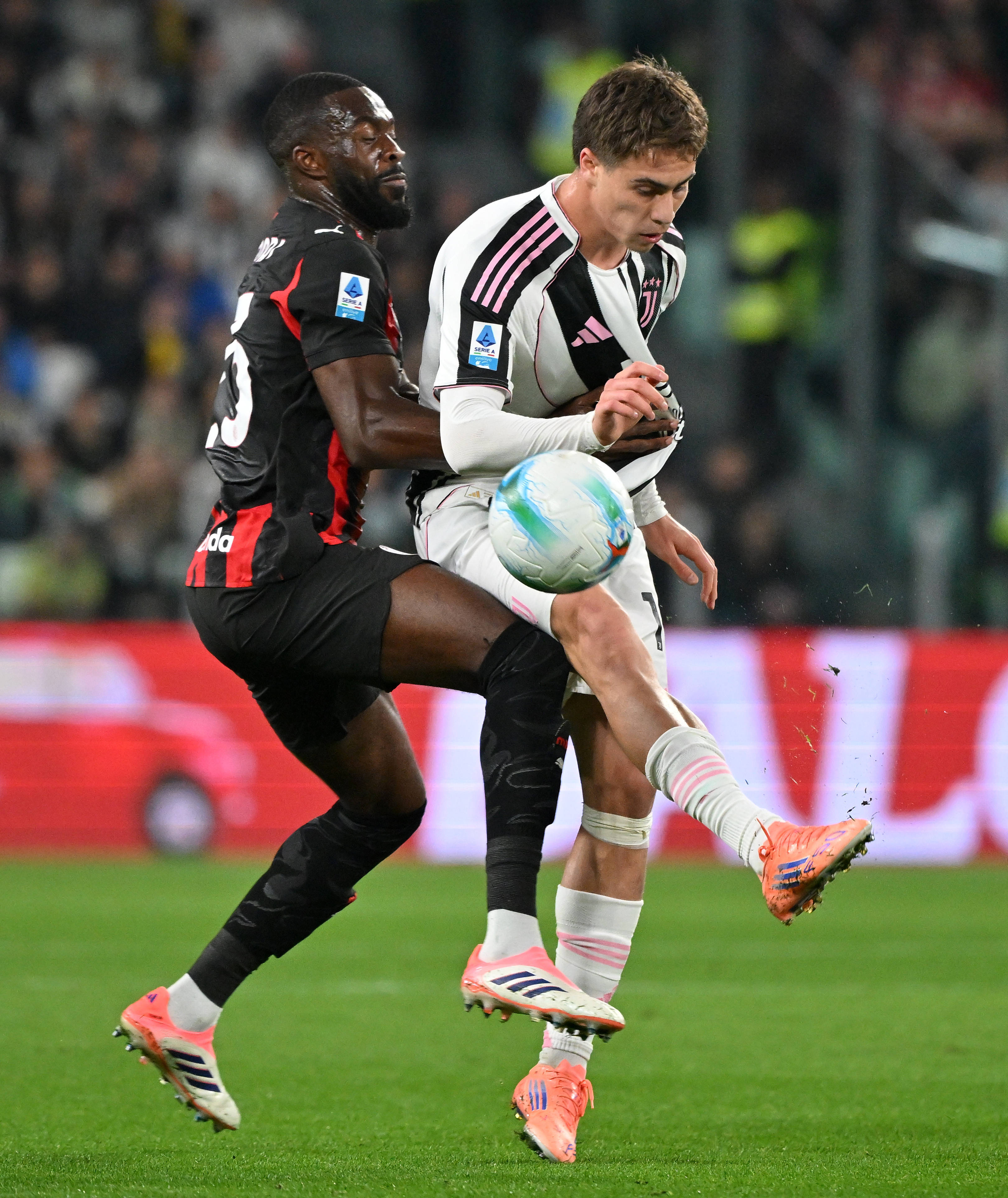 AC米兰的最新消息(ac米兰足球队最新新闻)